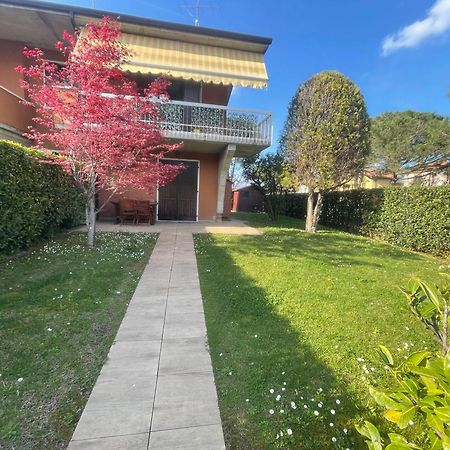 Sandy Apartment Sirmione Exterior photo